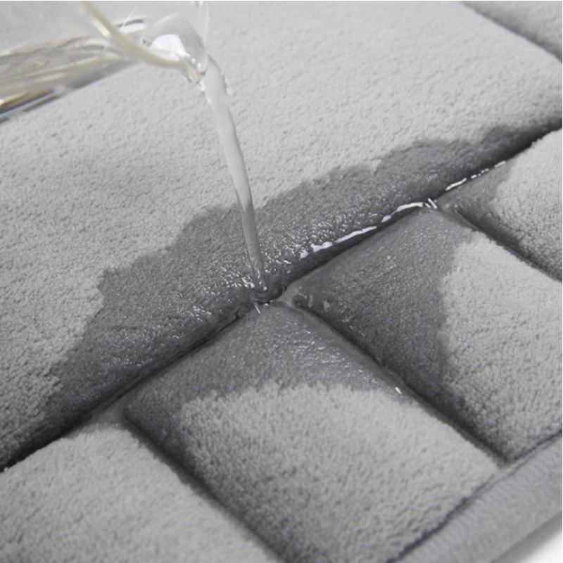 Super Absorbent Bath Mat Non-slip - Image 3